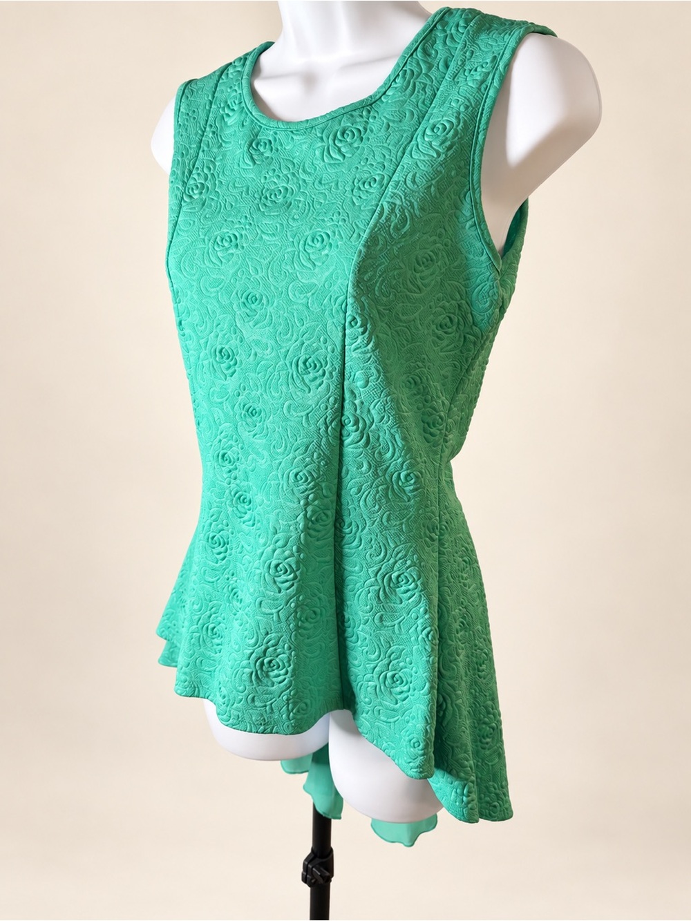 Avia Teal Stretch with Subtle Jacquard Texture size M